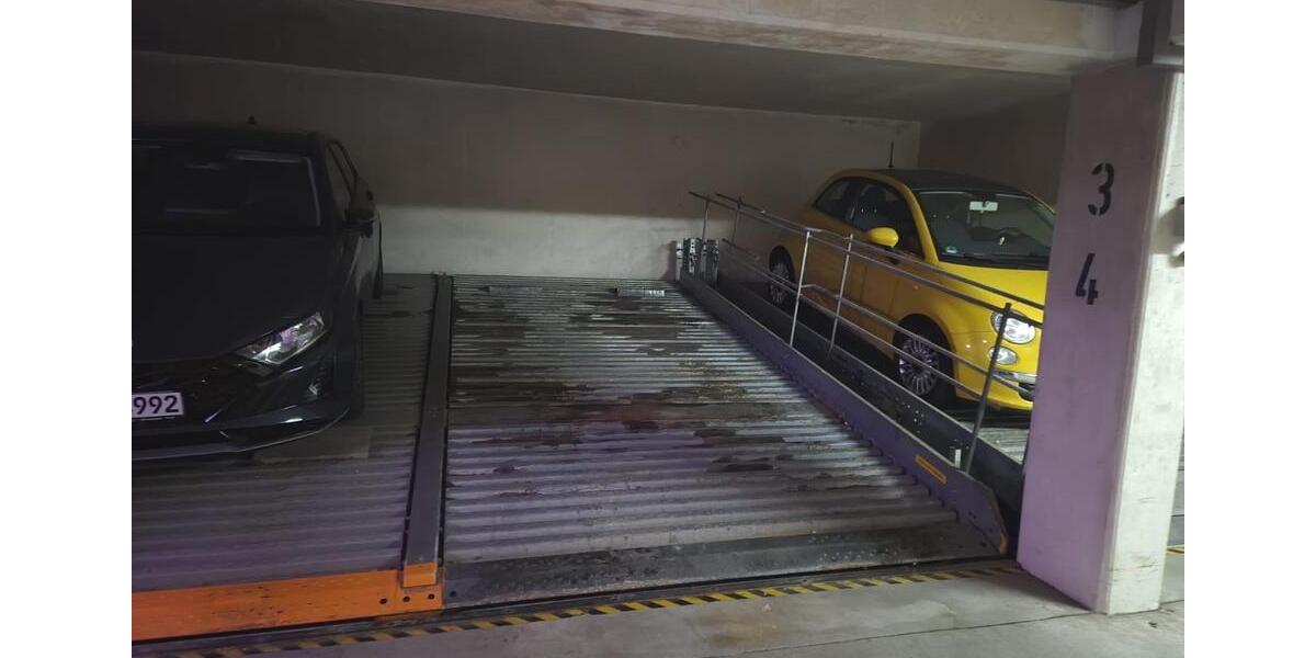 Garagen / Stellplätze Düsseldorf Stadtbezirk 8 - 60&euro; | Angebot:24428765