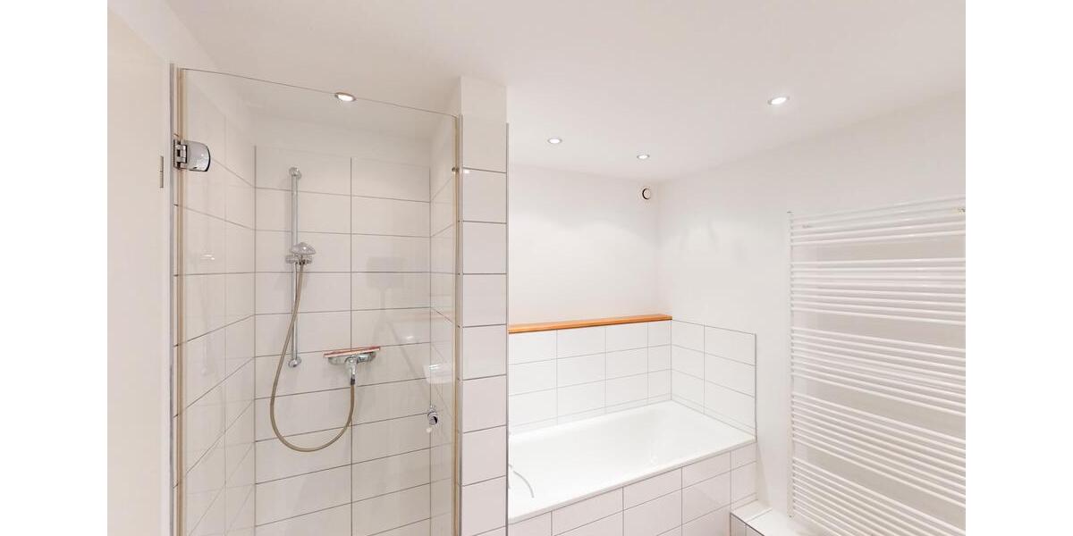 Moderne 2-Zimmer-Wohnung mit Garten und neuer EBK! 2 zimmer