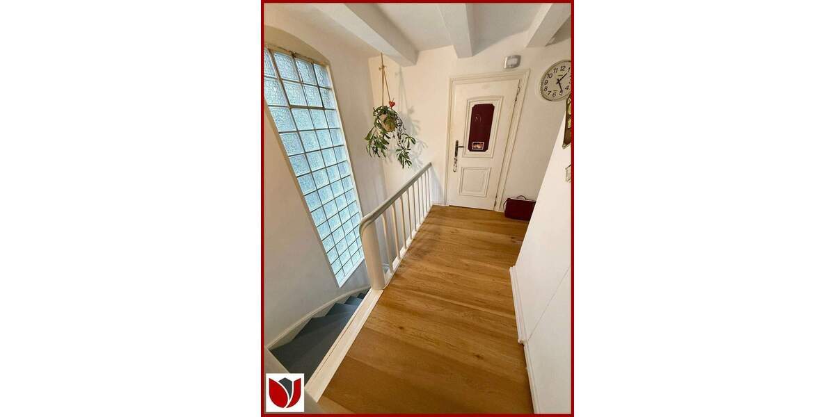 Wohnliches Zuhause in zentraler Lage von Leichlingen - ideal auch für Familien - kompakt und pflegeleicht 8 zimmer