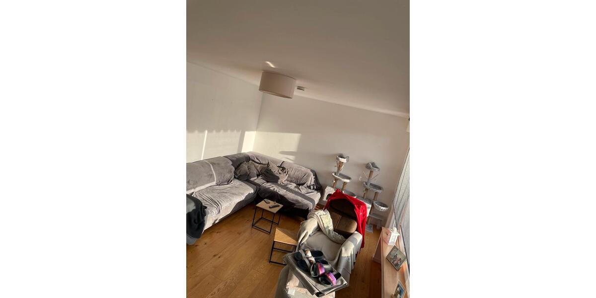 Etagenwohnung Velbert Pöthen - 3.5 Zimmer, 96 m&sup2;, 363.636&euro; | Angebot:25745994