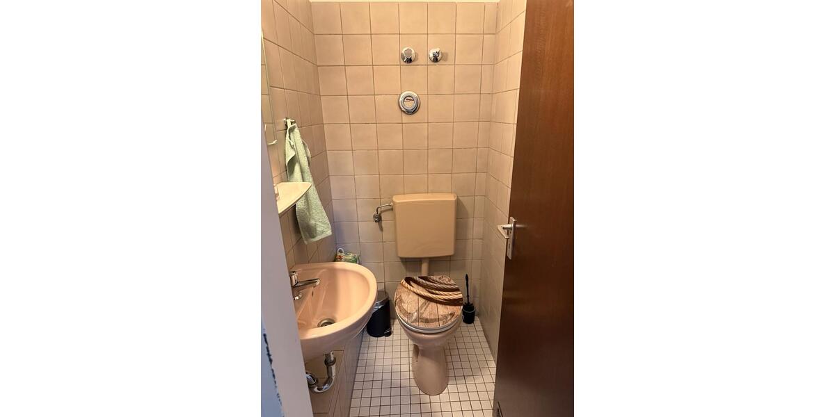 Nachmieter zum 15.03 3 zimmer