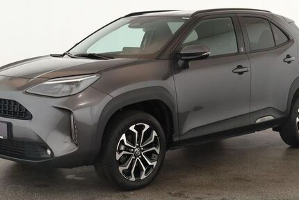 Toyota Yaris Cross 21.300 km 24.484 &euro; Düsseldorf 40233