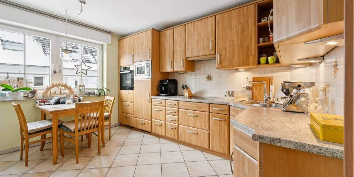 Wertig wohnen im großzügigen Klassiker 5 zimmer