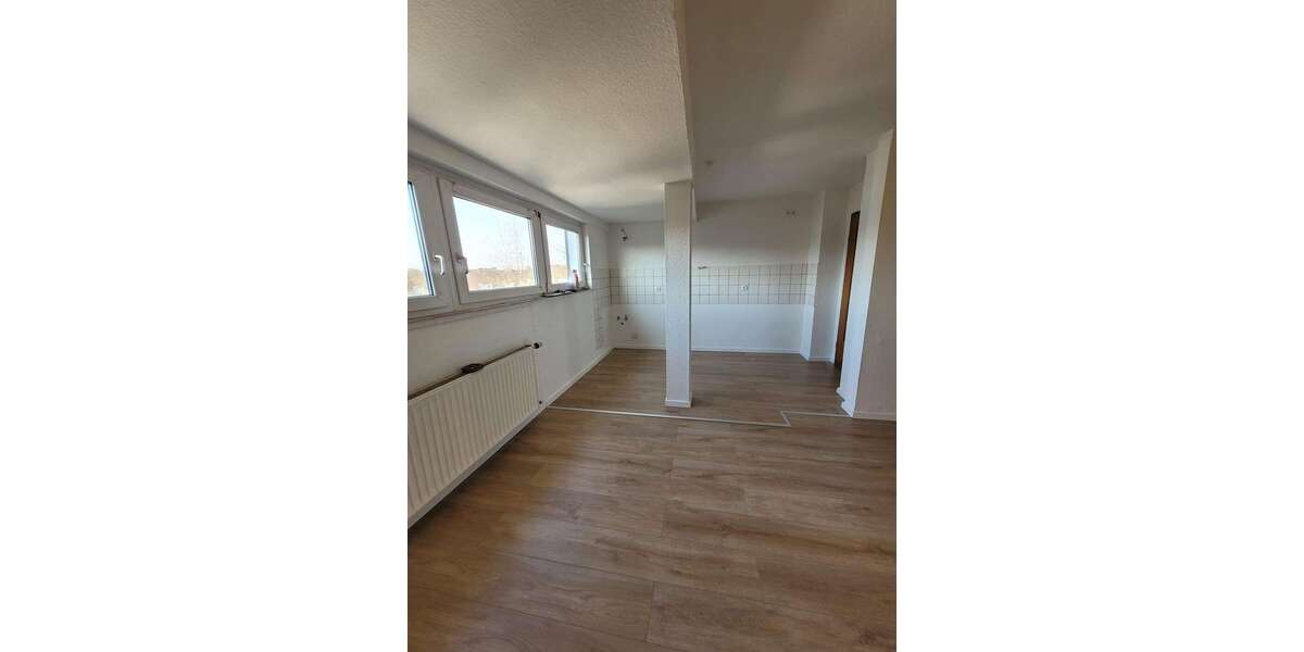 Etagenwohnung Oberhausen Lirich - 4 Zimmer, 90 m&sup2;, 691&euro; | Angebot:25336875