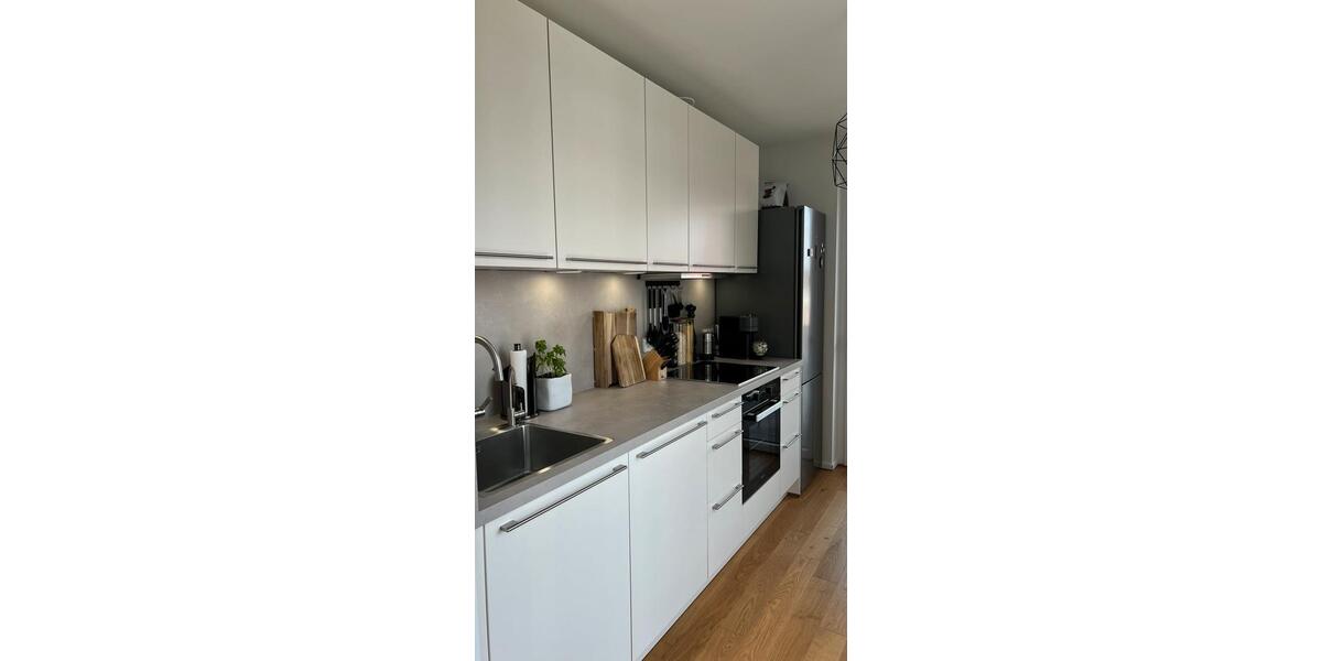 Etagenwohnung Düsseldorf Heerdt - 2 Zimmer, 60 m&sup2;, 1.860&euro; | Angebot:26366111
