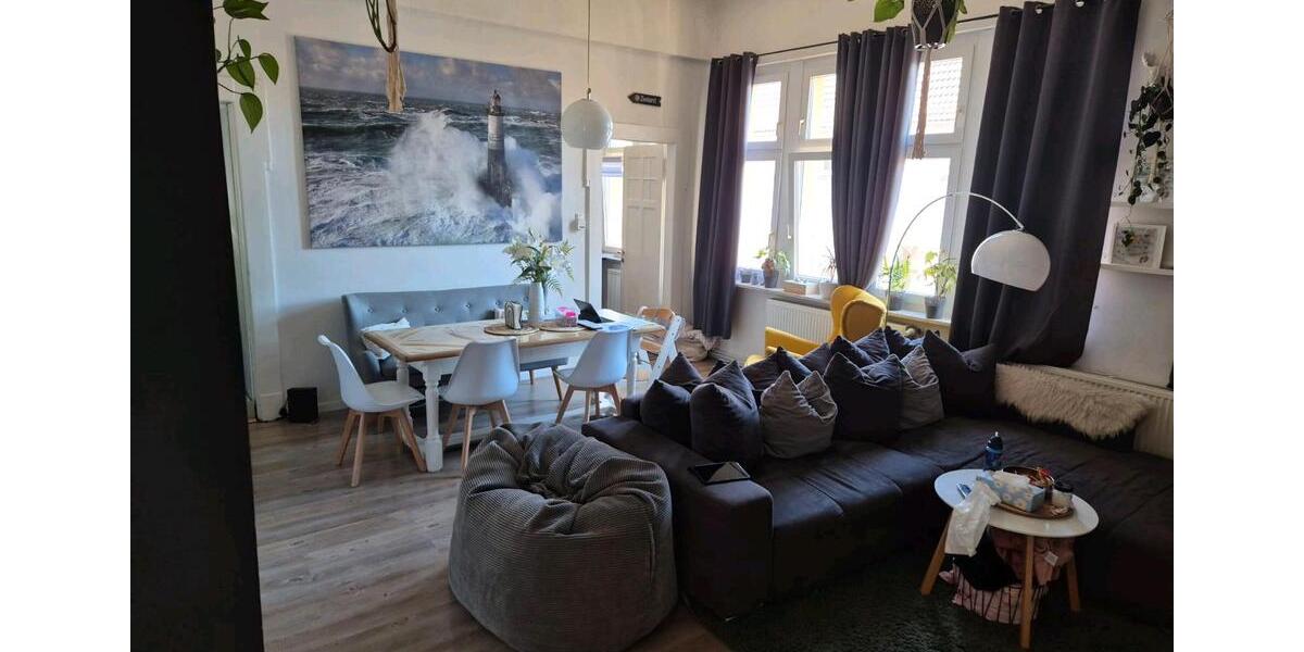 Etagenwohnung Duisburg Essenberg - 4 Zimmer, 123 m&sup2;, 1.050&euro; | Angebot:26426308