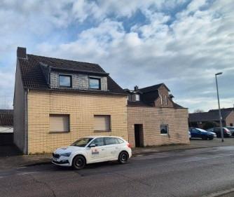 EFH in Bedburg - Monteursunterkunft mit bis zu 6 SchlafZimmern mit hervorragender Anbindung.