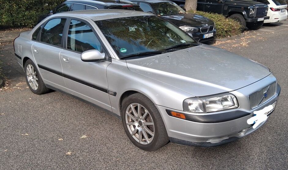 Volvo S80 242.356 km 4.050 € Meerbusch 40668