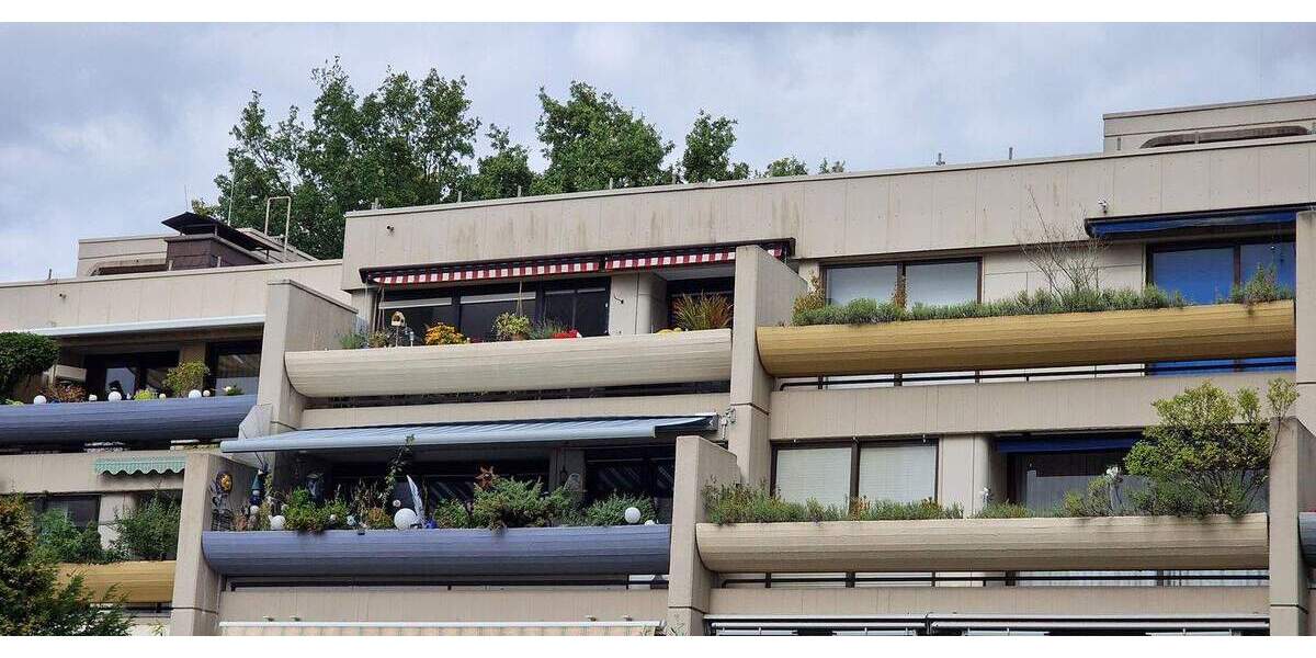 Wohnglück auf 4 Zimmern – mit Balkon, Einbauküche & TG! 4 zimmer