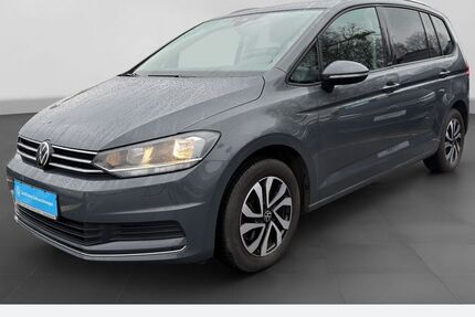 VW Touran 66.998 km 23.930 &euro; Duisburg 47059