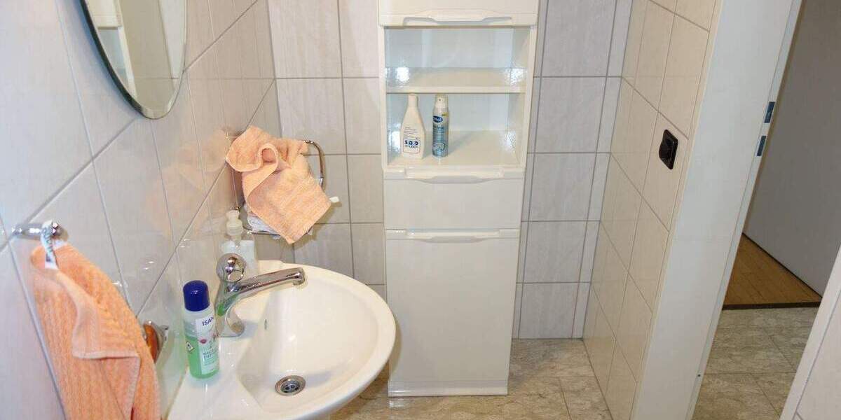 Einfamilienhaus Düsseldorf Hassels - 4 Zimmer, 128 m&sup2;, 550.000&euro; | Angebot:25665200