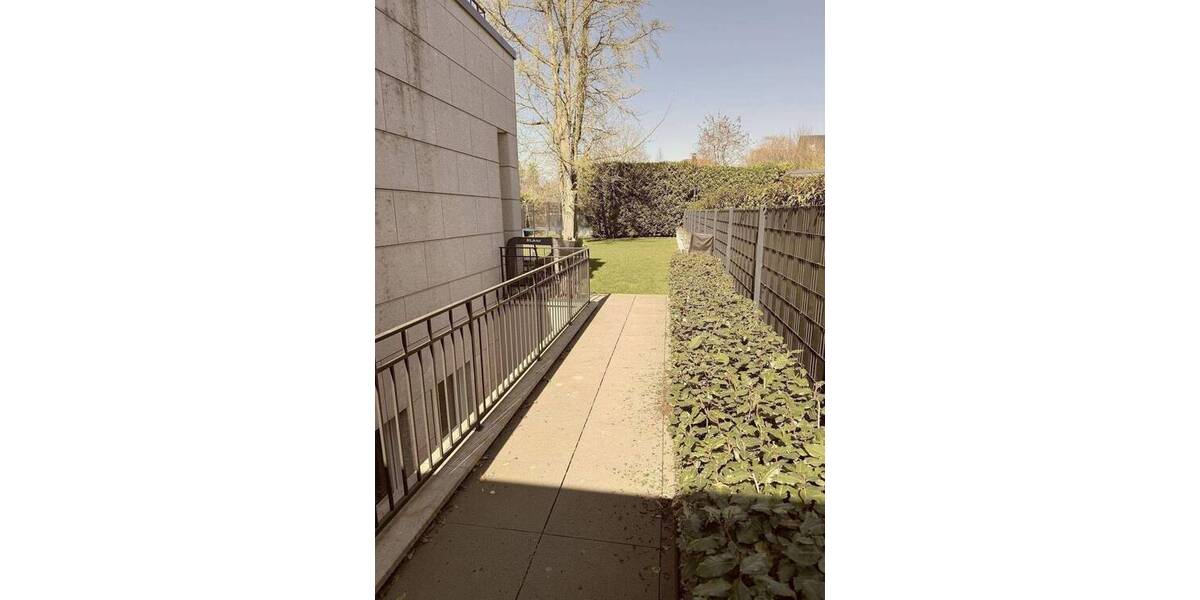 Doppelhaushälfte Meerbusch Büderich - 6 Zimmer, 242 m&sup2;, 8.500&euro; | Angebot:26881313