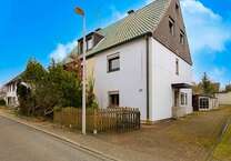 Haus zum Kaufen in Mülheim an der Ruhr 185.000 € 100 m²