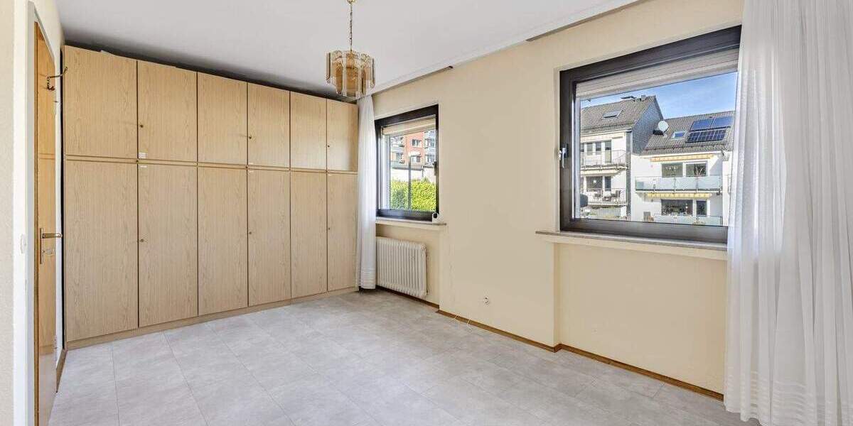 Reihenmittelhaus Wuppertal Ronsdorf - 4 Zimmer, 110 m&sup2;, 349.000&euro; | Angebot:23940476