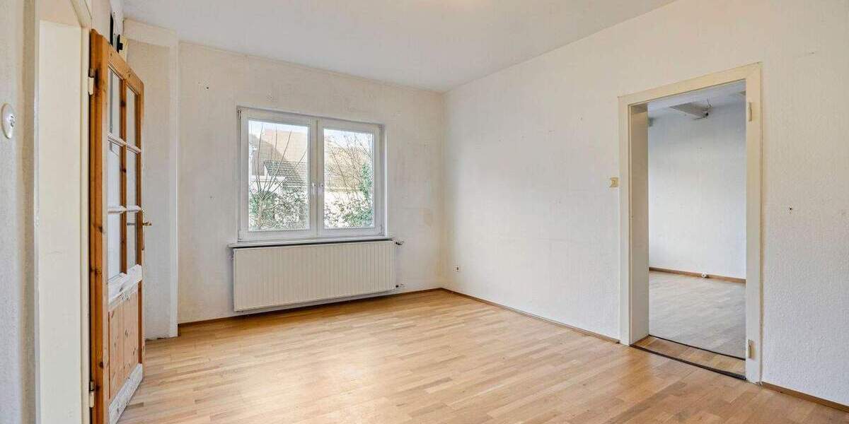 Doppelhaushälfte Düsseldorf Urdenbach - 8 Zimmer, 127 m&sup2;, 399.000&euro; | Angebot:25302679