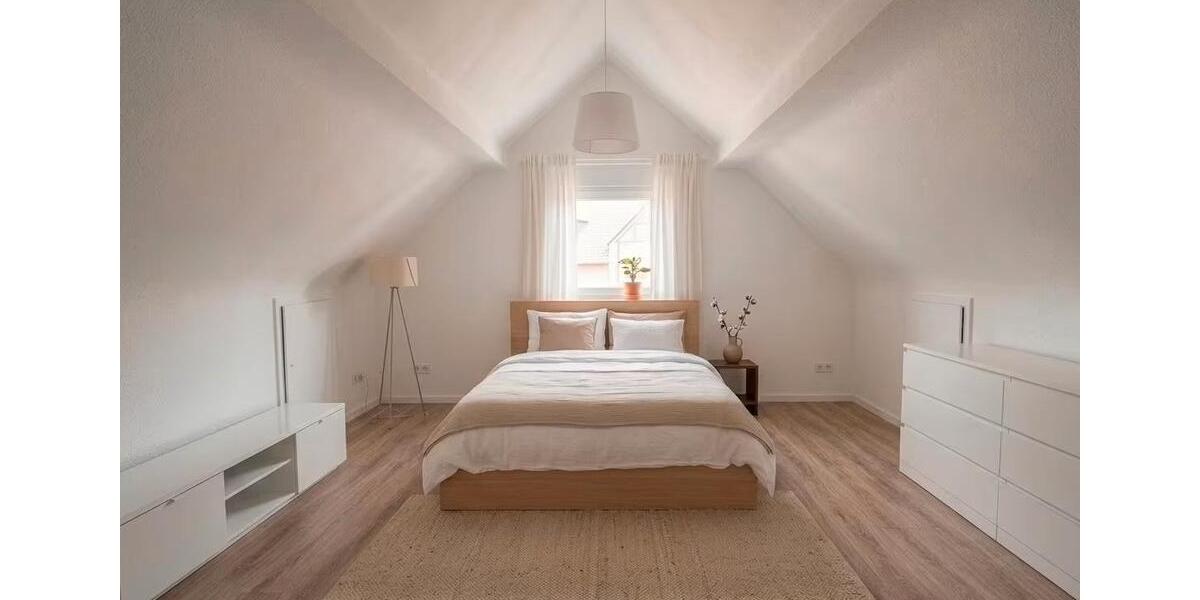 Dachgeschoßwohnung Dormagen Broich - 3 Zimmer, 67 m&sup2;, 950&euro; | Angebot:26302900