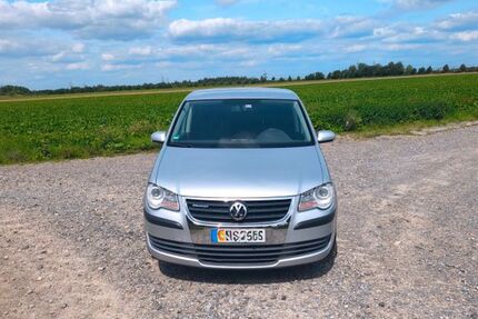 VW Touran 199.000 km 3.850 € Rommerskirchen 41569