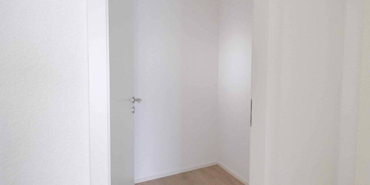 Etagenwohnung Willich - 2 Zimmer, 78 m&sup2;, 1.180&euro; | Angebot:26788180