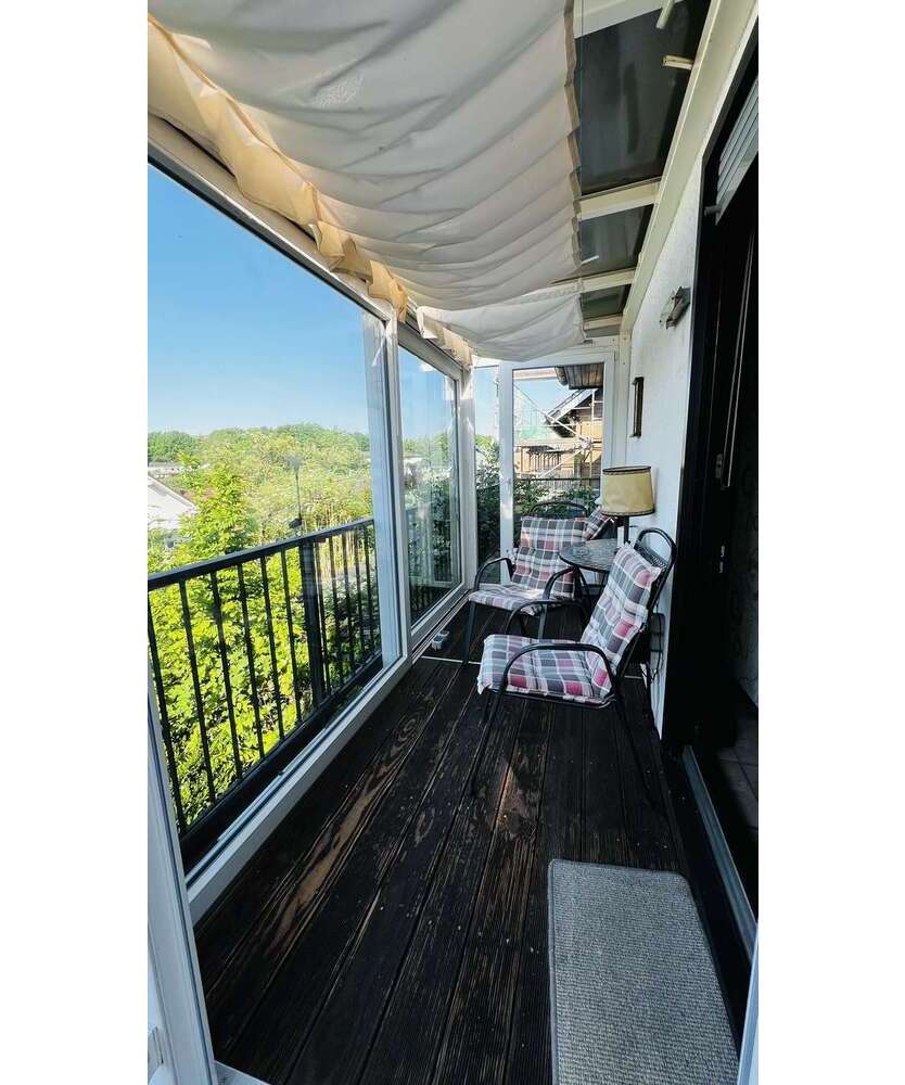 Haus zum Kaufen in Solingen 450.000 € 196 m²