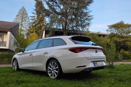 Seat Leon 82.000 km 18.599 &euro; Mülheim 45475
