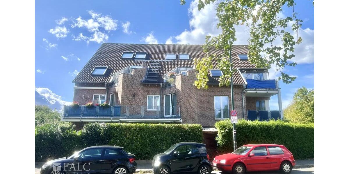 Möblierte Maisonette-Wohnung mit Balkon & TG in Düsseldorf-Unterrath 3 zimmer