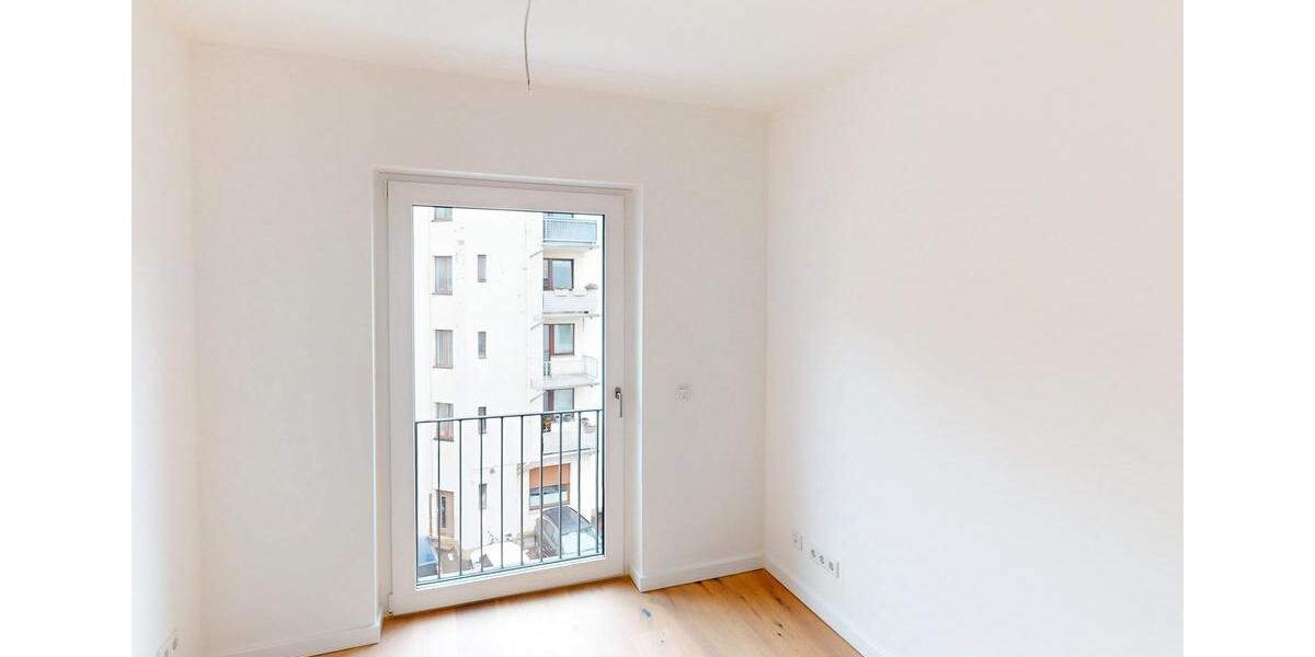 Dachgeschoßwohnung Düsseldorf Stadtbezirk 3 - 5 Zimmer, 129 m&sup2;, 2.470&euro; | Angebot:25614432