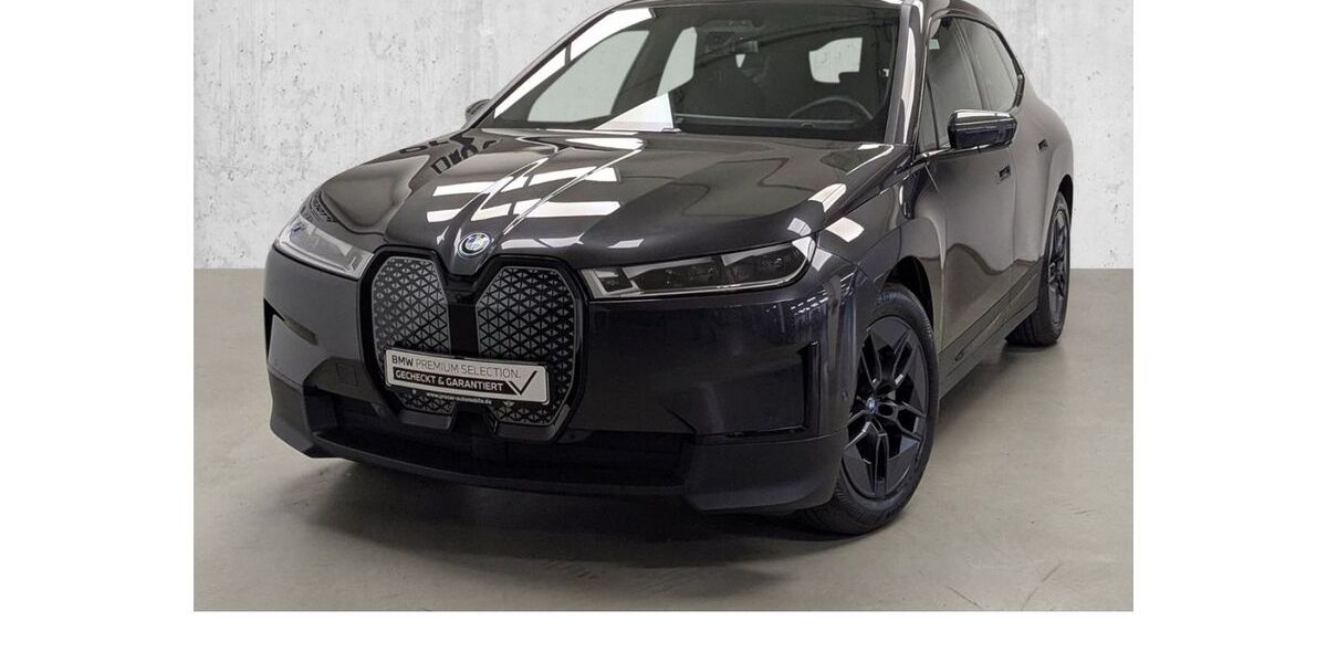 BMW iX 47.802 km 63.740 &euro; Düsseldorf 40595
