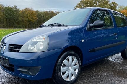 Renault Clio 152.000 km 1.990 € Neukirchen-Vluyn 47506