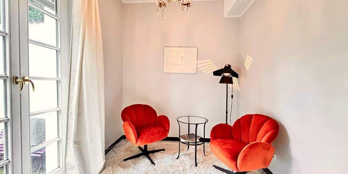 Wohnen und Arbeiten in einem Haus: 120 qm Wohnen, 30 qm Büro, Terrasse zimmer