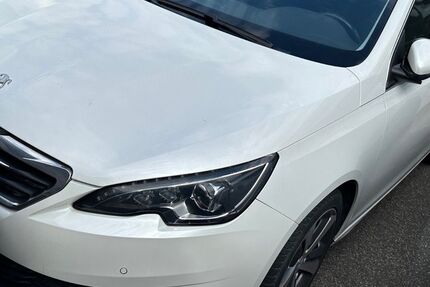 Peugeot 308 135.300 km 4.290 € Köln 51109