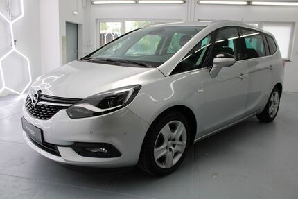 Opel Zafira Tourer 112.867 km 13.990 &euro; Düsseldorf 40233