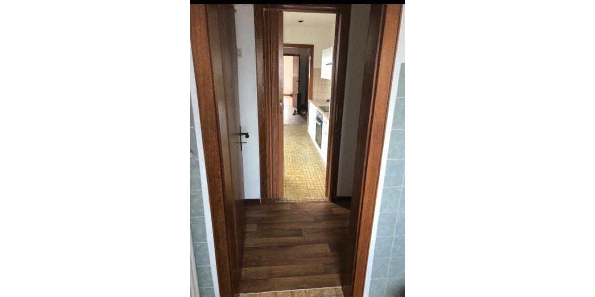 Dachgeschoßwohnung Kaarst - 2 Zimmer, 63 m&sup2;, 770&euro; | Angebot:26389370