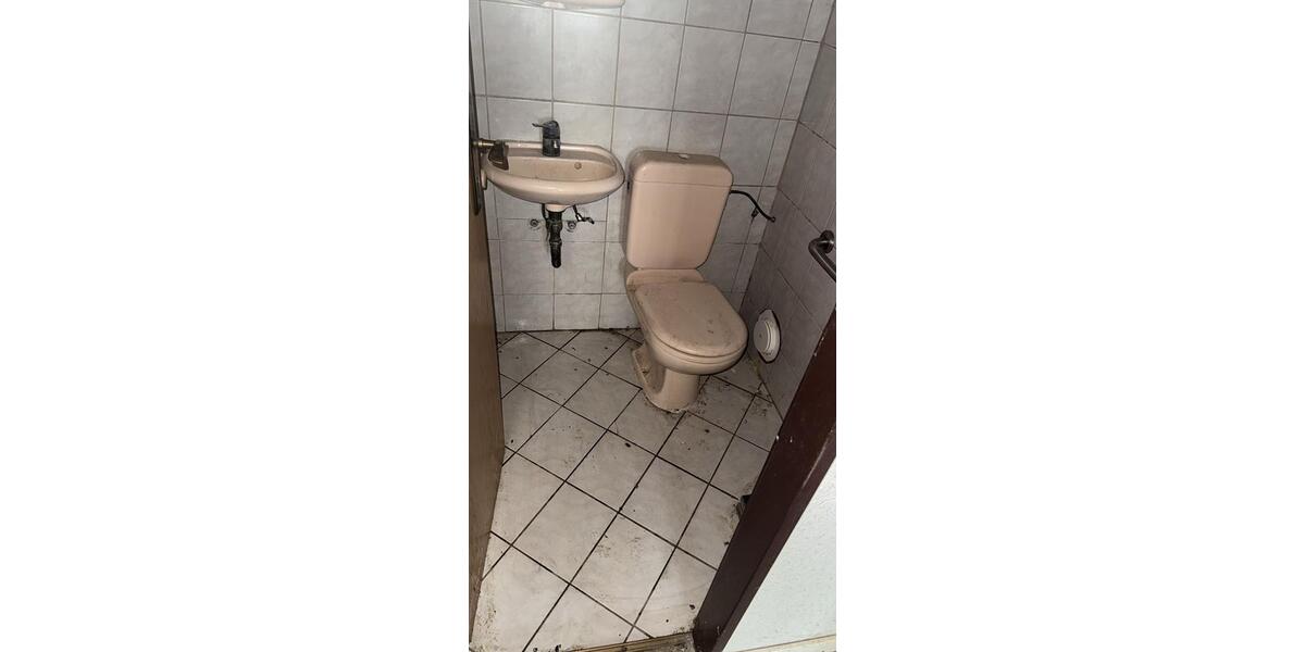 Etagenwohnung Duisburg Essenberg - 3 Zimmer, 84 m&sup2;, 666&euro; | Angebot:25118611