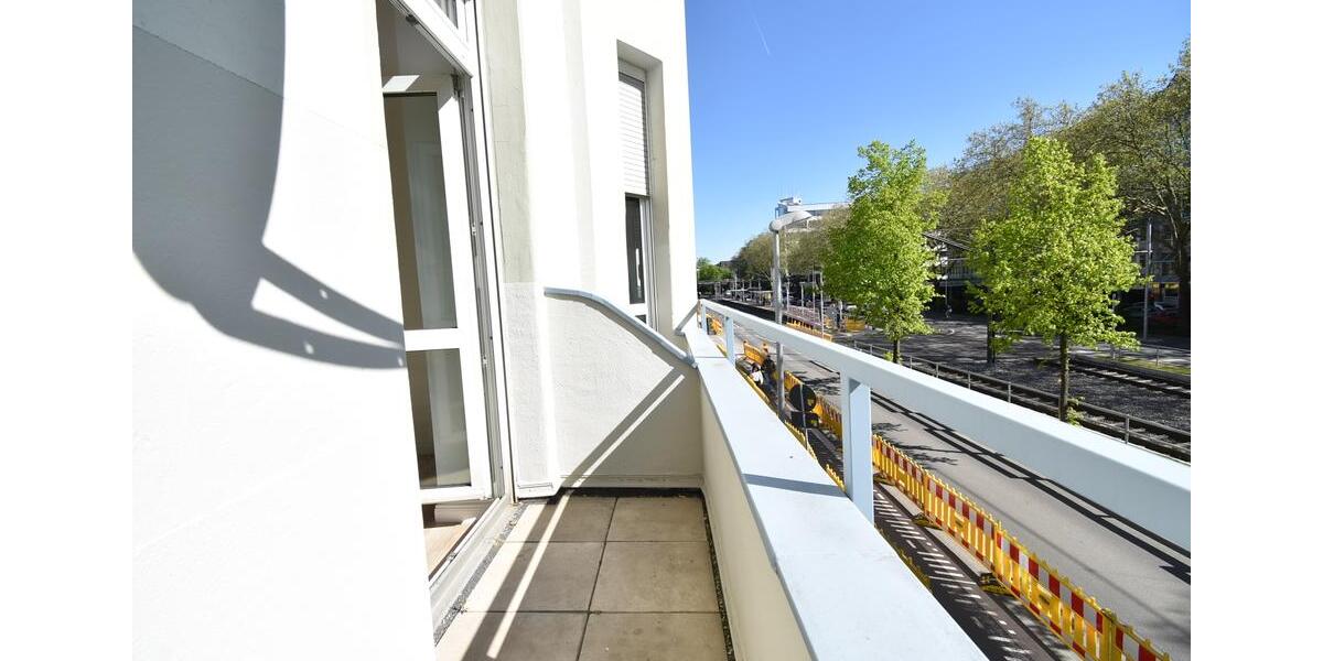 Etagenwohnung Düsseldorf Lörick - 2 Zimmer, 53 m&sup2;, 1.045&euro; | Angebot:26447343