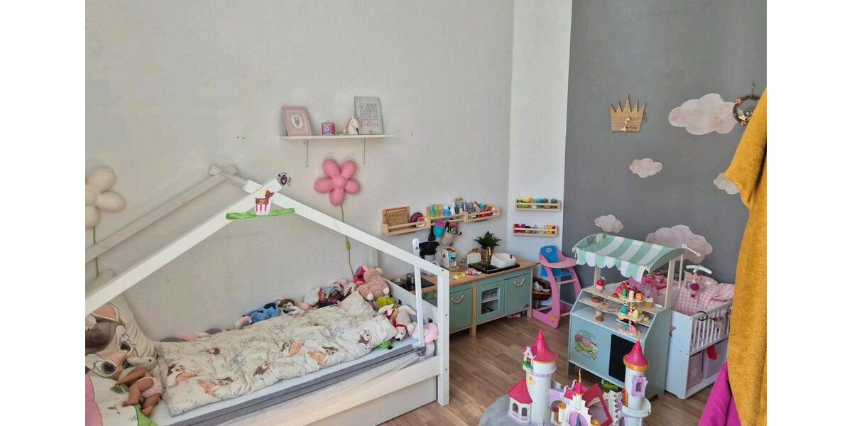 Etagenwohnung Duisburg Essenberg - 4 Zimmer, 123 m&sup2;, 1.050&euro; | Angebot:26426308