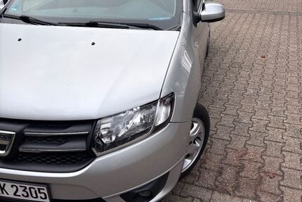 Dacia Logan 127.000 km 4.880 &euro; Kaarst 41564