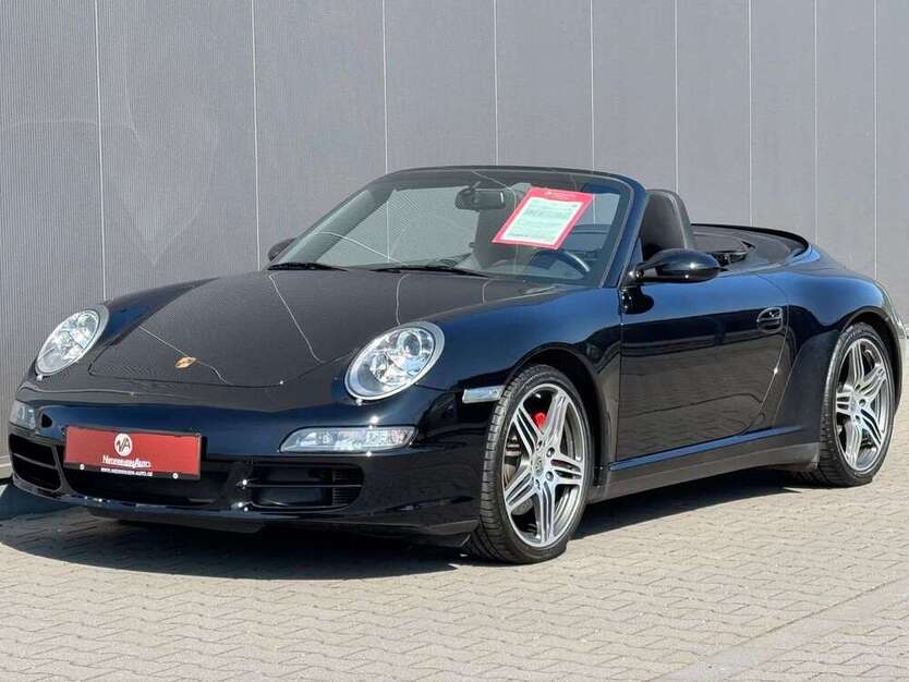 911
