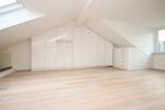 Dachgeschoßwohnung Düsseldorf Stadtbezirk 2 - 2 Zimmer, 89 m&sup2;, 1.700&euro; | Angebot:24889835