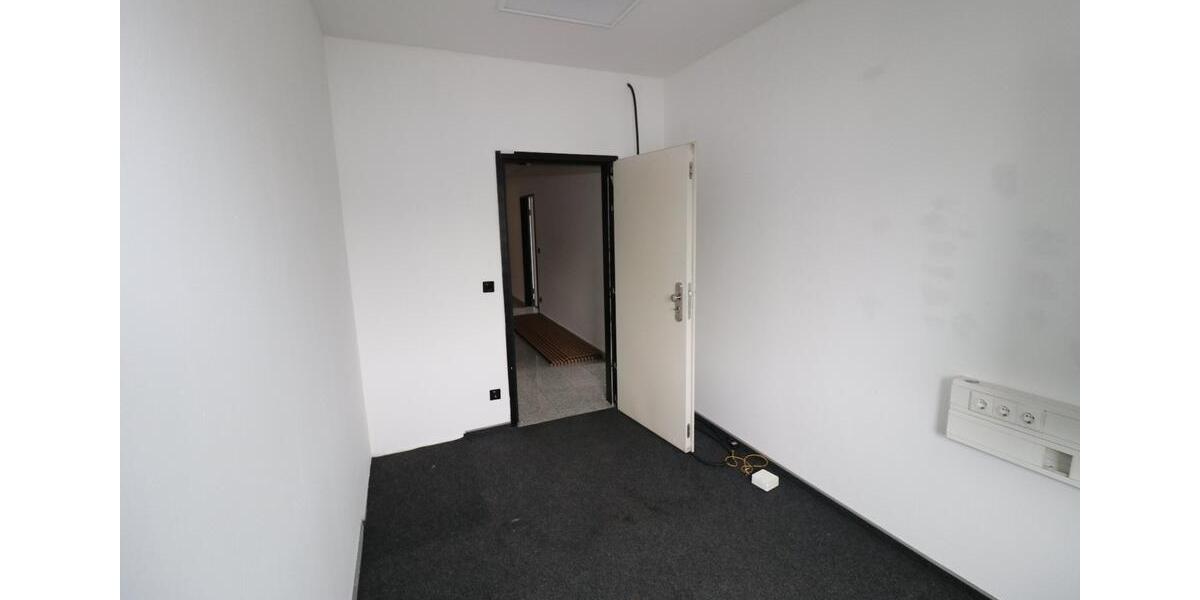 Gewerbeobjekt Langenfeld (Rheinland) - 1.800&euro; | Angebot:26307519