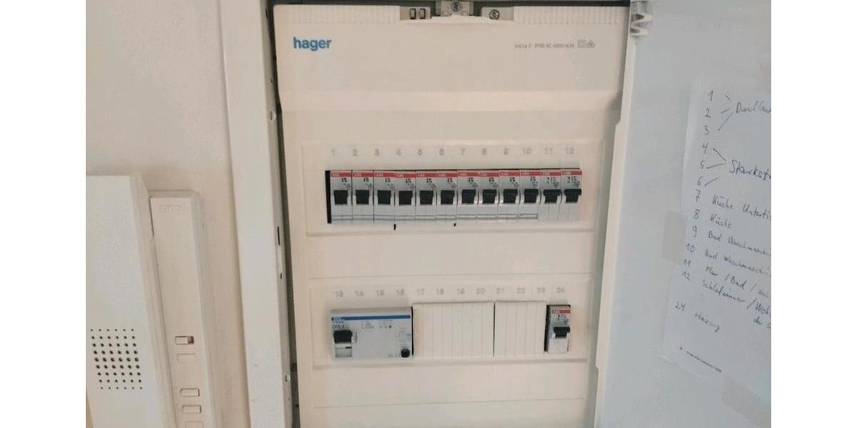 Dachgeschoßwohnung Neuss Furth-Mitte - 2 Zimmer, 70 m&sup2;, 235.000&euro; | Angebot:26165906