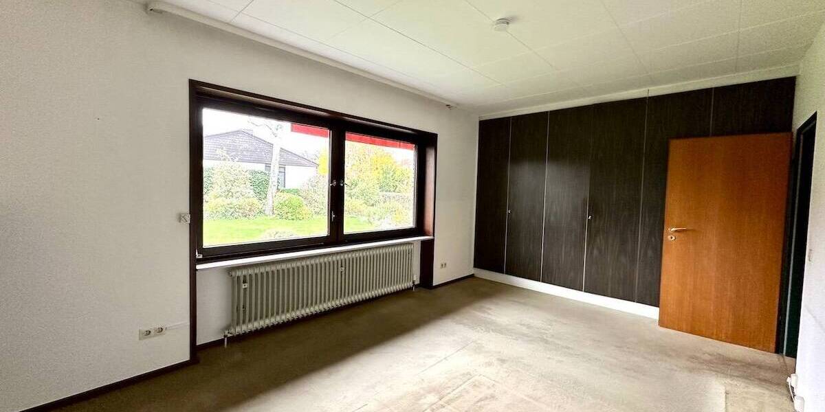 Bungalow Neuss Rosellen - 4 Zimmer, 156 m&sup2;, 669.000&euro; | Angebot:26641437