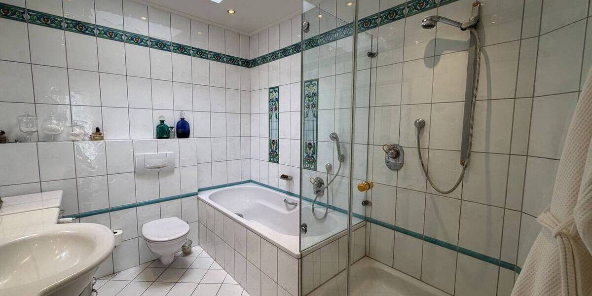Einfamilienhaus Mönchengladbach Wickrath - 6 Zimmer, 211 m&sup2;, 539.000&euro; | Angebot:26391926
