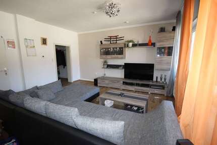 Wohnung Mönchengladbach Süd - 2 Zimmer, 90 m&sup2;, 540&euro; | Angebot:27133661