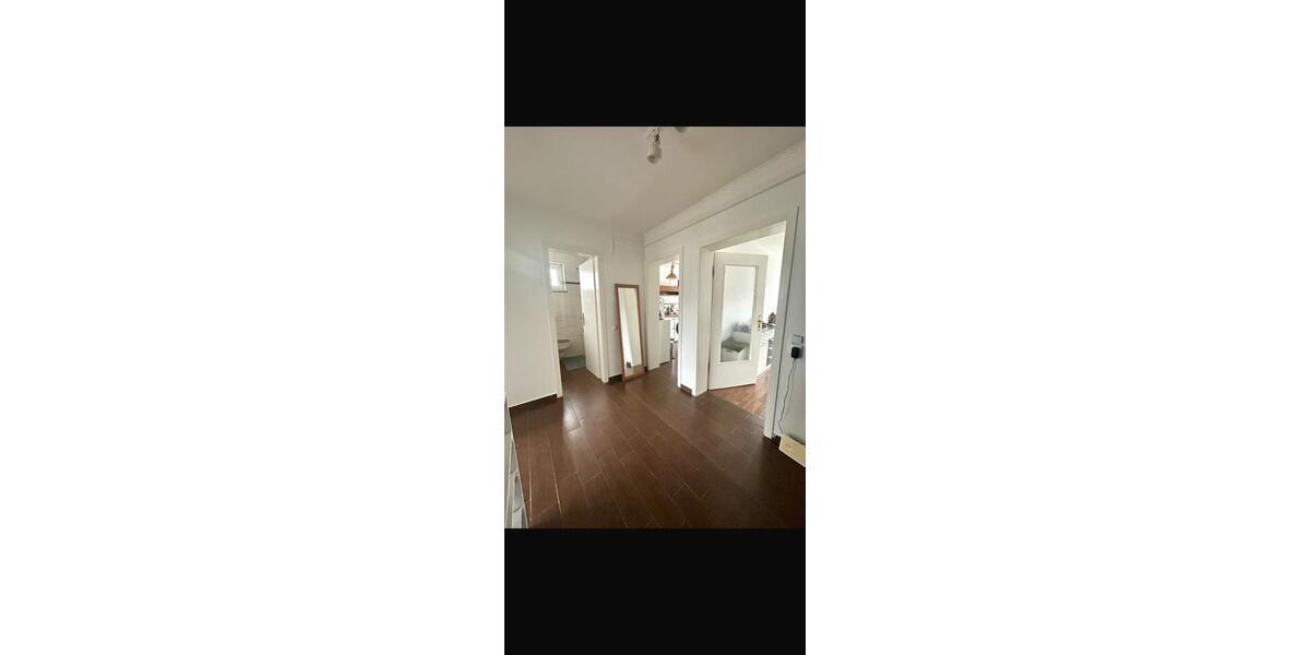 Etagenwohnung Düsseldorf Heerdt - 2 Zimmer, 61 m&sup2;, 1.000&euro; | Angebot:26426834