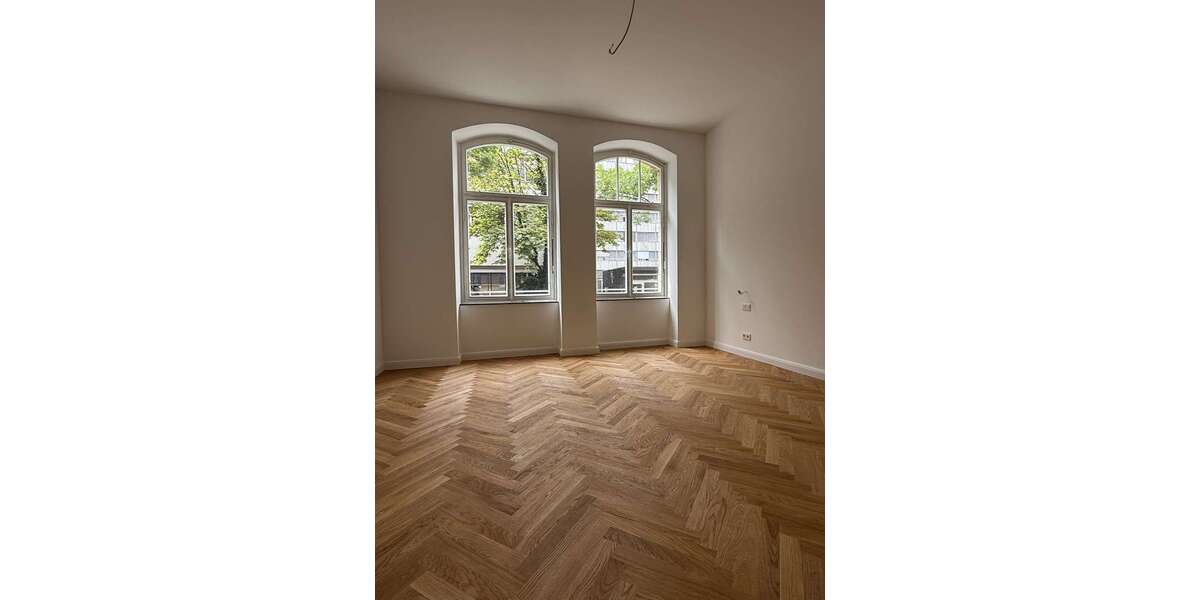 Wohnung zum Mieten in Düsseldorf 2.150 € 103 m² 3 zimmer