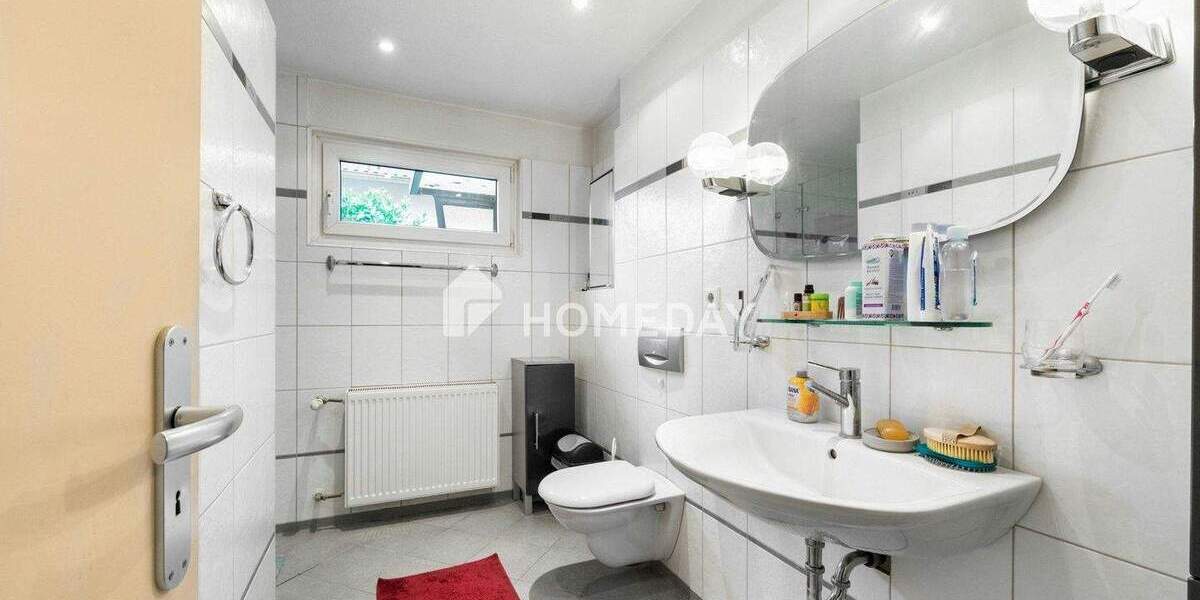 Einfamilienhaus Düsseldorf Vennhausen - 5 Zimmer, 164 m&sup2;, 699.000&euro; | Angebot:25604361