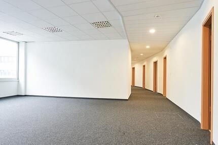 Gewerbeobjekt Neuss - 12&euro; | Angebot:23805317