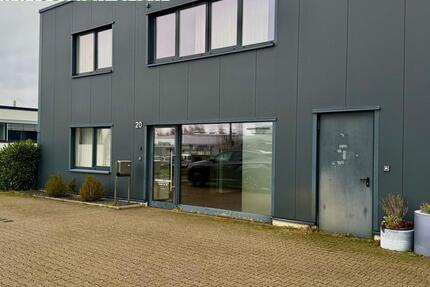 Zur Miete: Modernes BüroYogaraumStudio mit gemeinschaftl. Küche und Besprechungsraum zimmer