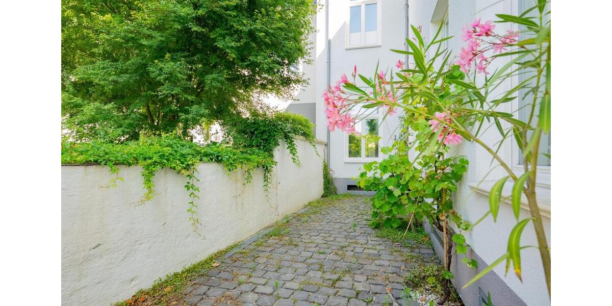 Altbauvilla zur MieteNachmieter - Zeitmietvertrag 30.06.27 5 zimmer