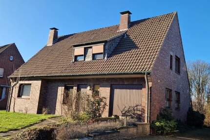 Haus Oberhausen Sterkrade-Nord - 9 Zimmer, 254 m&sup2;, 759.000&euro; | Angebot:25709919